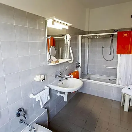 Hotel Sporting 3*